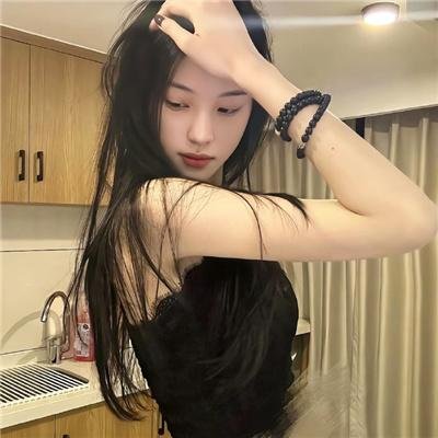 黄昏时分、牵着手